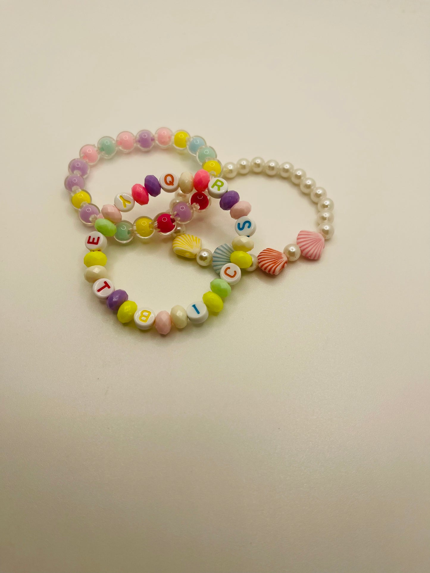 Amora’s BFF kids bracelet set’s