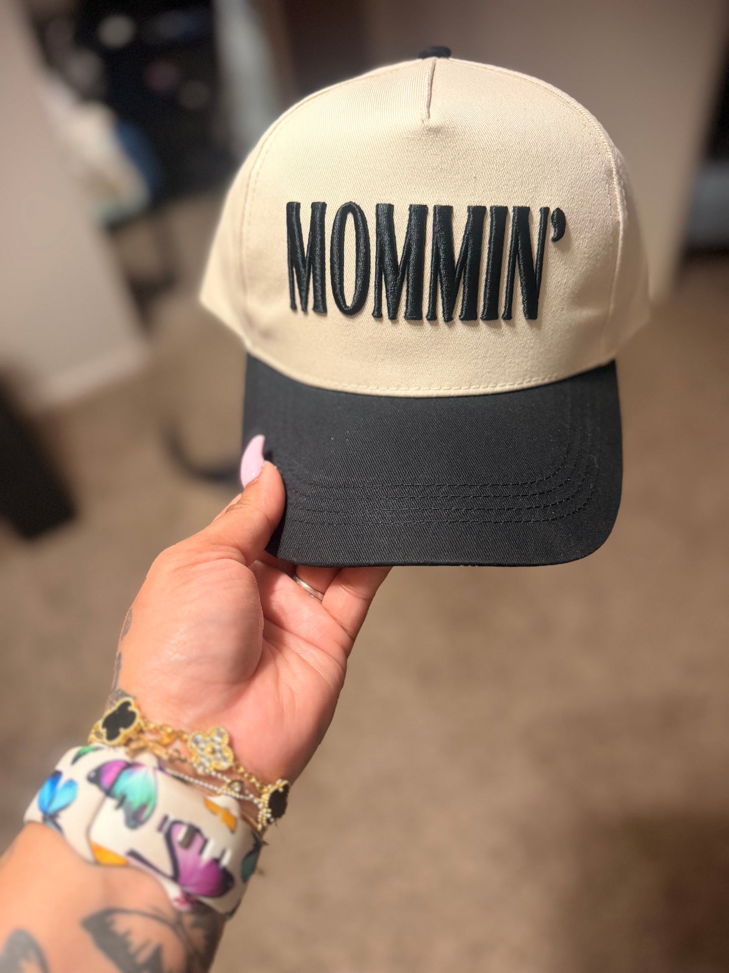 Mommin Hat