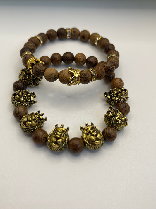 Lion w/ Crown beaded bracelet set